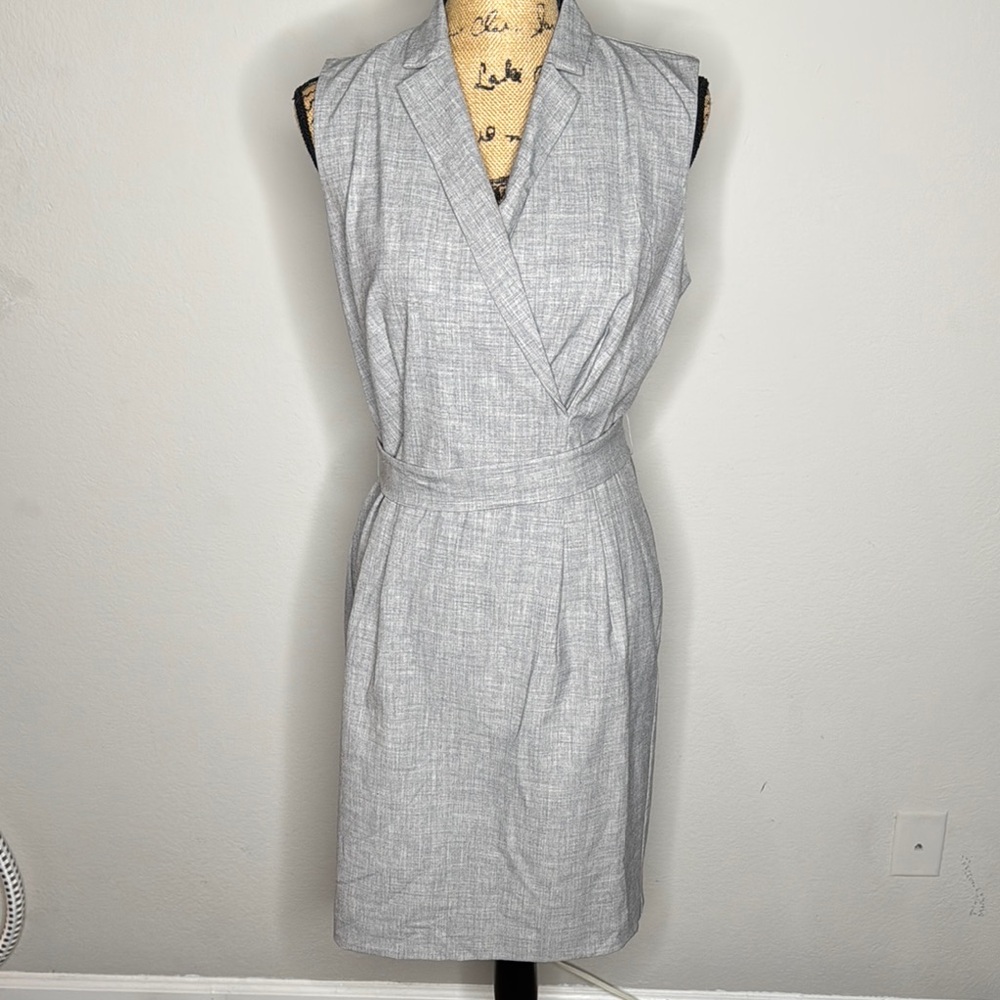 Elegant Gray Sleeveless Dress
